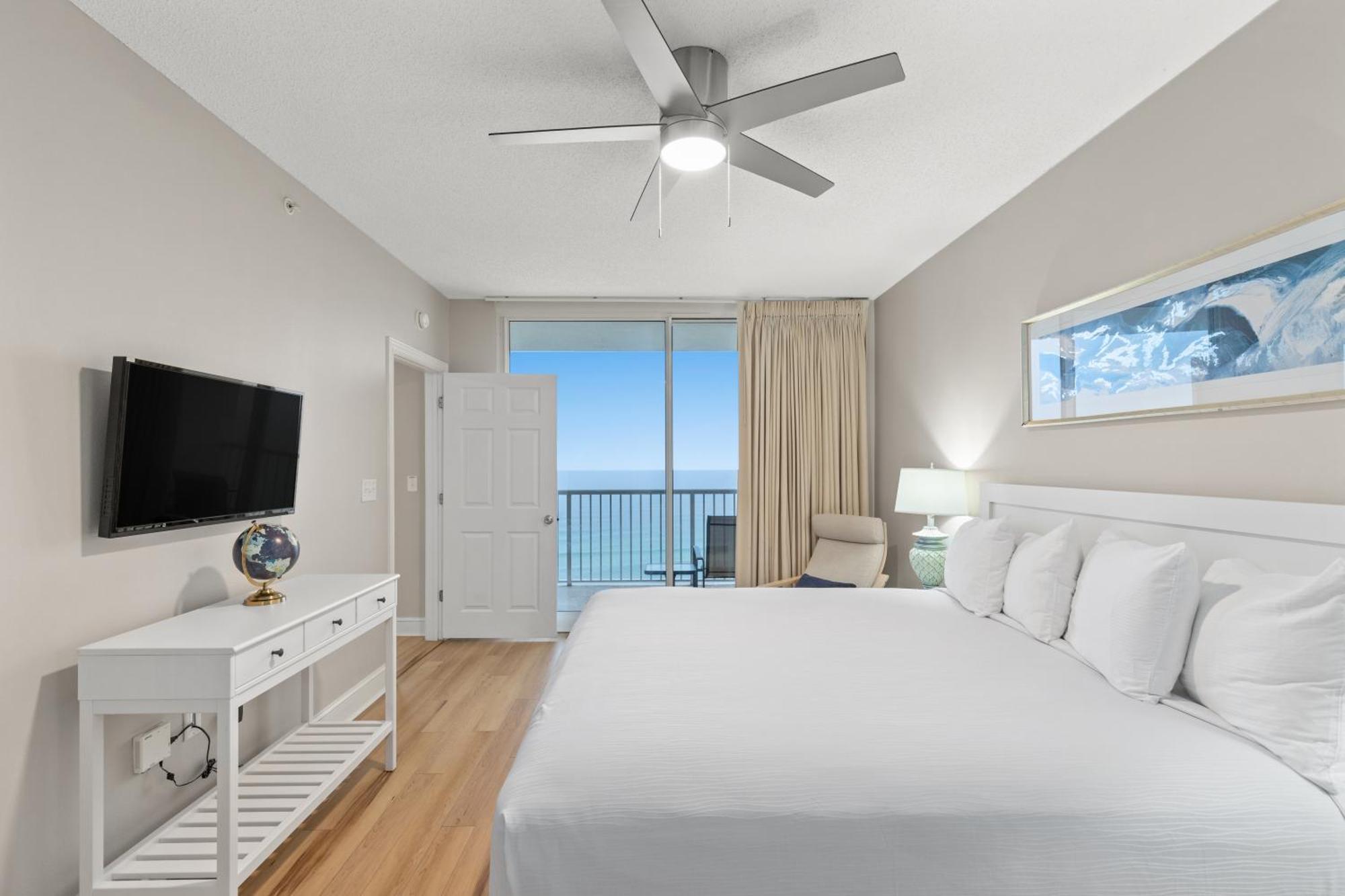 Official Majestic Beach Resort - Over 60 Units - All Ocean Front, Panama City Beach, Fl ห้อง รูปภาพ