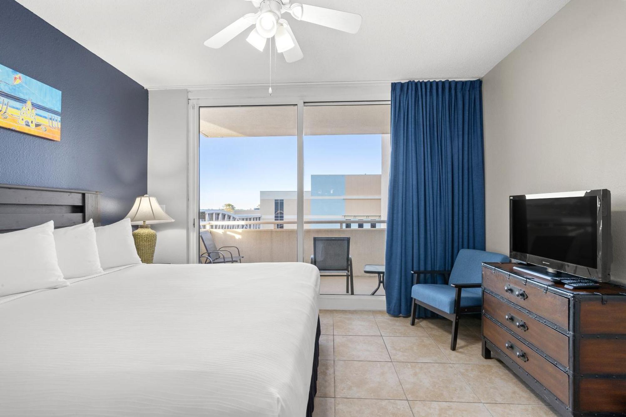 Official Majestic Beach Resort - Over 60 Units - All Ocean Front, Panama City Beach, Fl ห้อง รูปภาพ