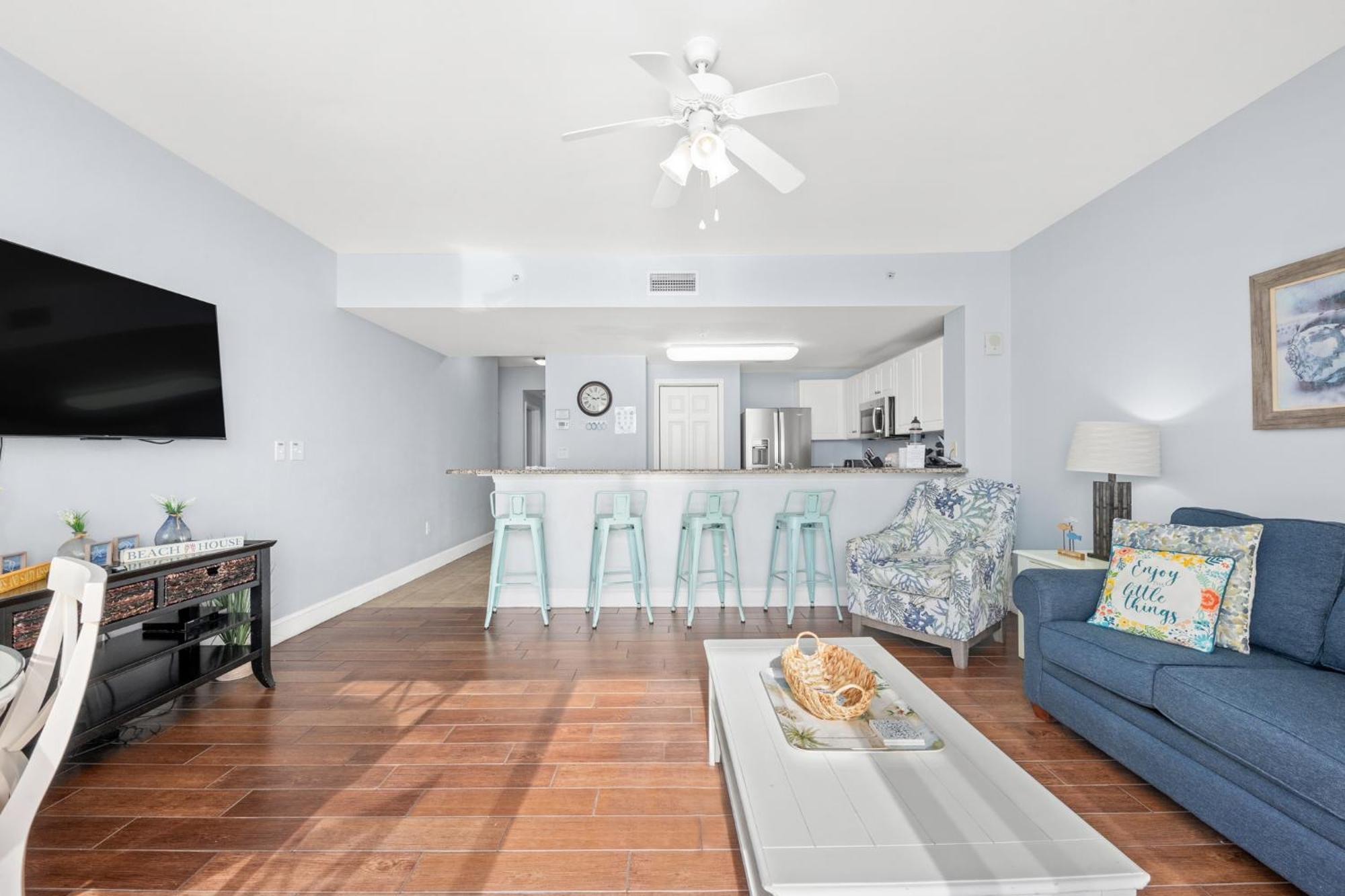 Official Majestic Beach Resort - Over 60 Units - All Ocean Front, Panama City Beach, Fl ห้อง รูปภาพ